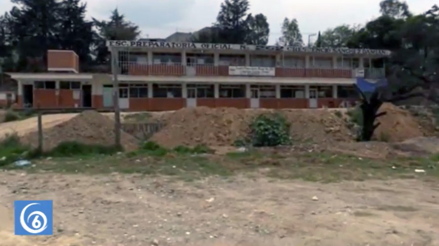 Prepa 262 sufre carencias por falta de apoyo 