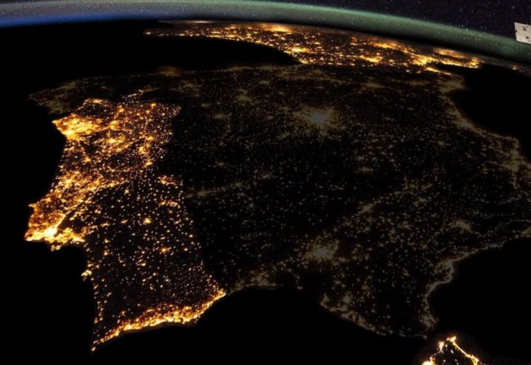 Investigan falla por apagón masivo en España y otros países de Europa