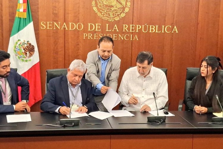 Acusan que ciudadano fue forzado a disculparse con Fernández Noroña