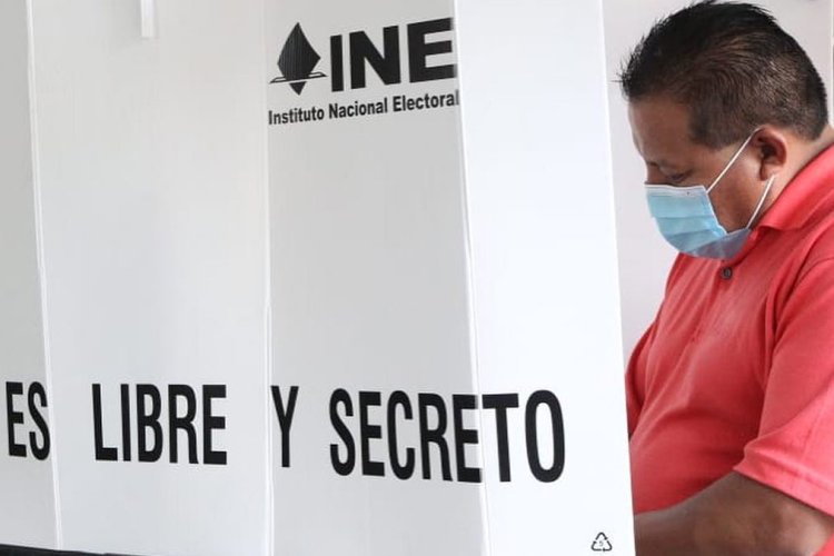 Participar en elección judicial implica legitimar una farsa democrática: extitular del INE