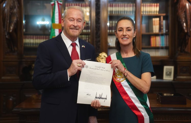 Nuevo embajador de EEUU presenta cartas credenciales a Sheinbaum