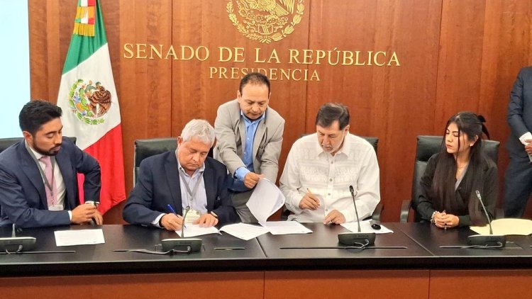 Acusan que ciudadano fue forzado a disculparse con Fernández Noroña