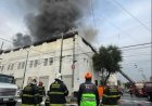 Fuego consume bodega de ropa en la colonia Morelos de la CDMX