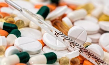 Exigen a gobierno federal resolver crisis por desabasto de medicamentos