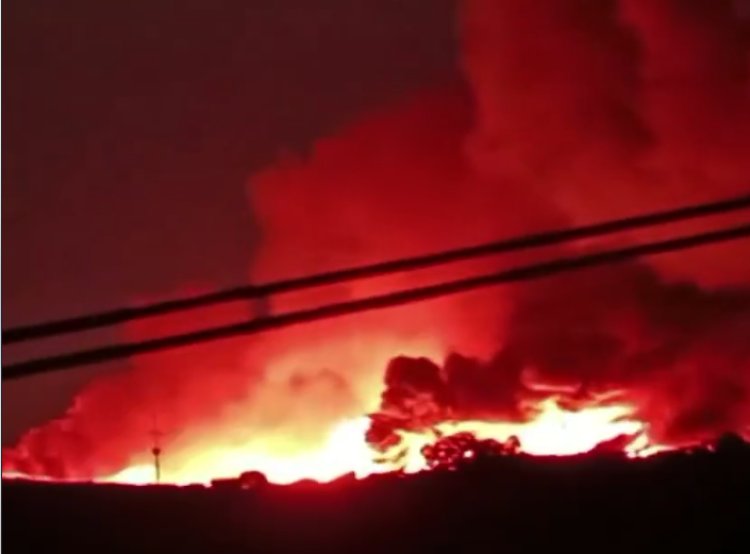 Desalojan a 40 familias por incendio en relleno sanitario de Nezahualcóyotl