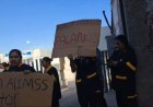Trabajadores de Hospital IMSS-Bienestar se manifiestan sobre la México-Texcoco por falta de pagos