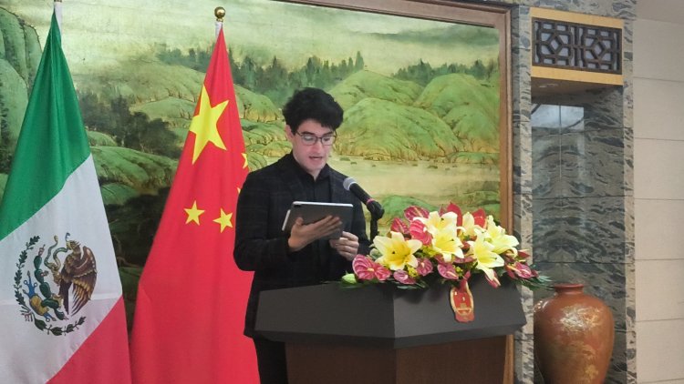 China apoyará a 18 estudiantes mexicanos para estudiar en el país asiático