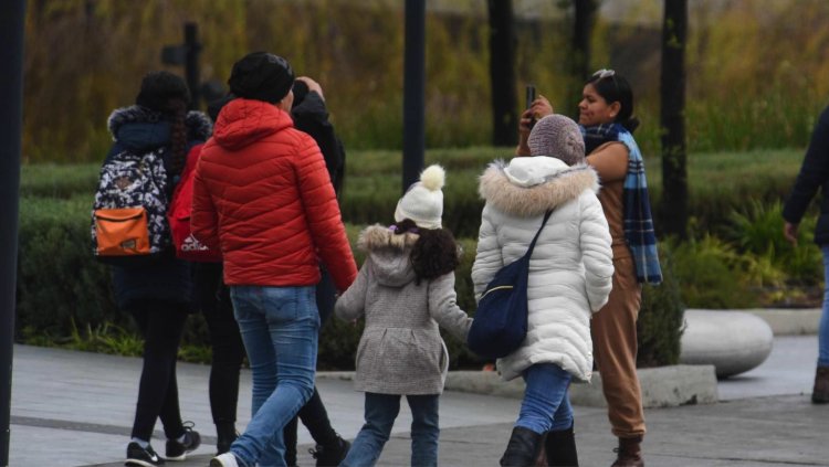 Anticipan llegada de primer frente frío de 2025; afectará a varios estados de la república