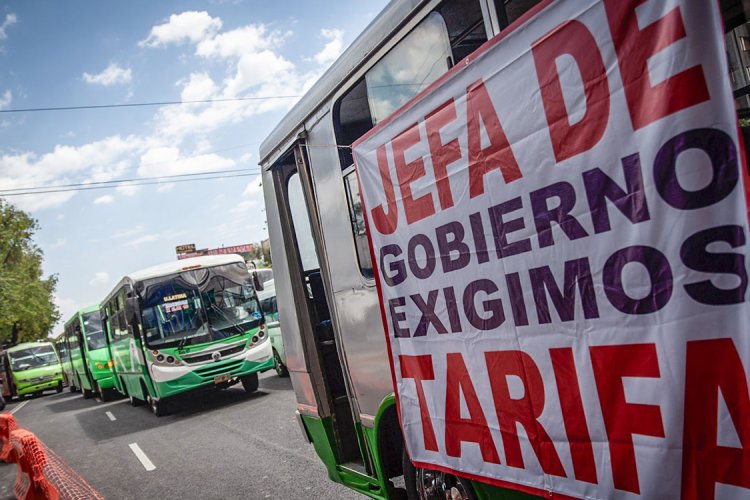 Transportistas de la CDMX buscan incrementar a 12 pesos el pasaje mínimo