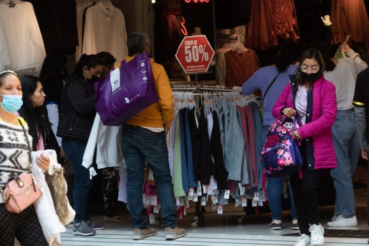 Se desgasta la confianza de los consumidores: Inegi