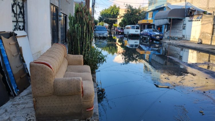 Continúan afectadas por inundaciones más de 20 colonias en Nezahualcóyotl