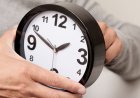 Se atrasará el reloj una hora por cambio de horario en varios municipios de México