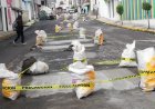 Escuela privada en Toluca repara calle ante el abandono de autoridades