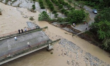 Desesperación y temor en la huasteca veracruzana; ayuda gubernamental no llega