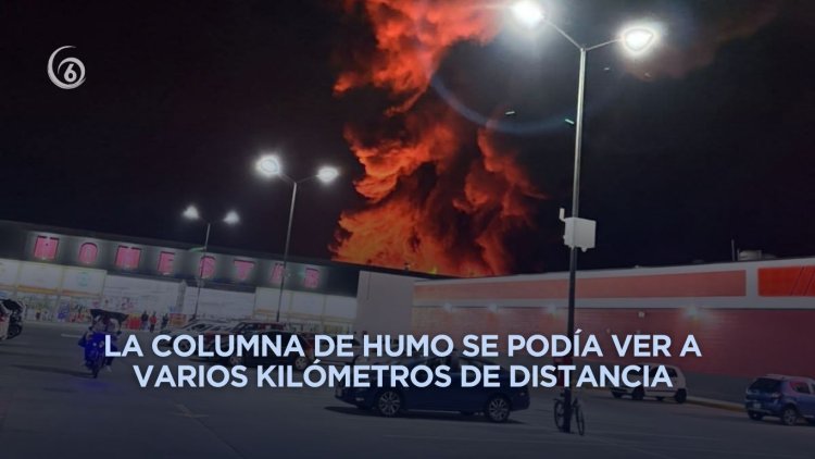 Fuerte incendio consume fábrica de textiles en Ixtapaluca