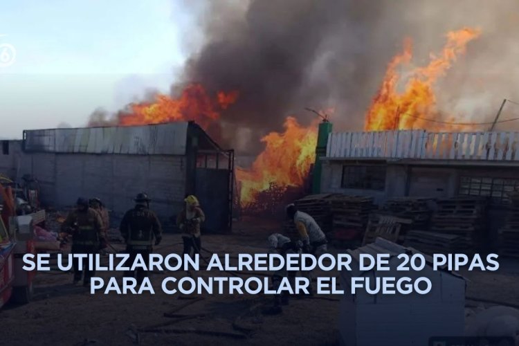 Mueren animales durante incendio de bodega de tarimas en Axapusco