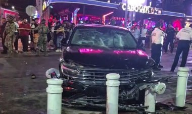 Conductor atropella a aficionados en Los Cabos durante festejo de la Selección; hay varios heridos graves