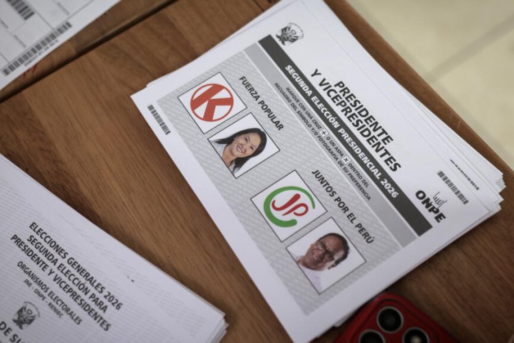 Autoridad electoral de Perú pide calma ante conteo de votos tras reñida elección
