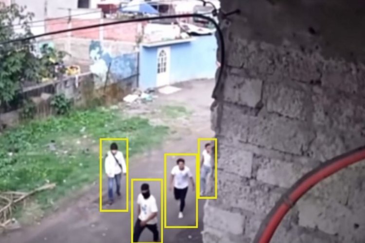 Captan a niños con armas y vandalizando en Chalco