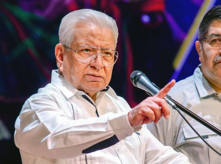 Cultura es resistencia ante dominio global: Aquiles Córdova
