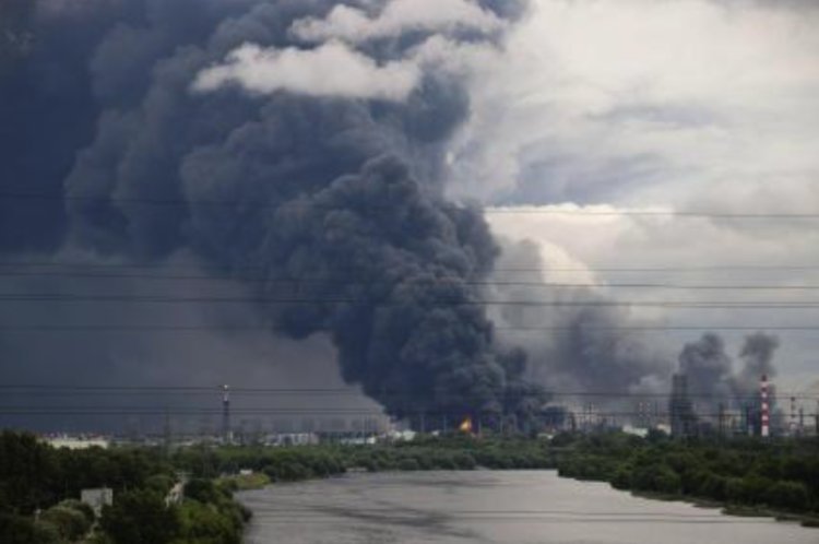 Defensas aéreas de Rusia derriban 301 drones ucranianos en una sola noche