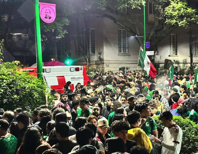 Gobierno de la CDMX llama a no asistir a lugares que ya estén llenos tras muertes de aficionados en festejos